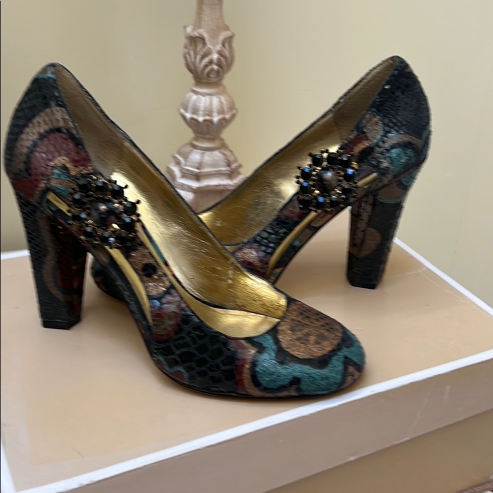 shoedazzle snake heels